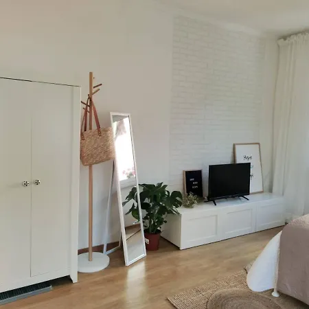 Apartment W Sasiedztwie Lasu 1800m Od Morza