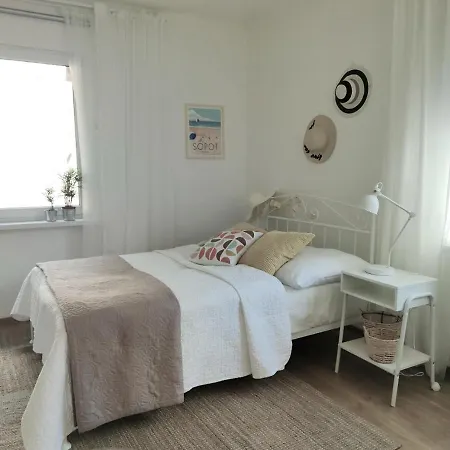 Apartament W Sasiedztwie Lasu 1800m Od Morza Sopot